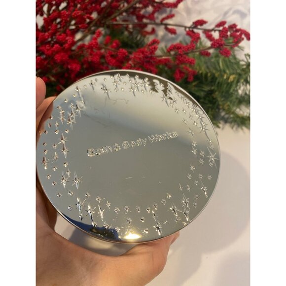 Bath & Body Works “Vanilla Bean Noel” NEW 3 Wick Candle - Picture 3 of 6